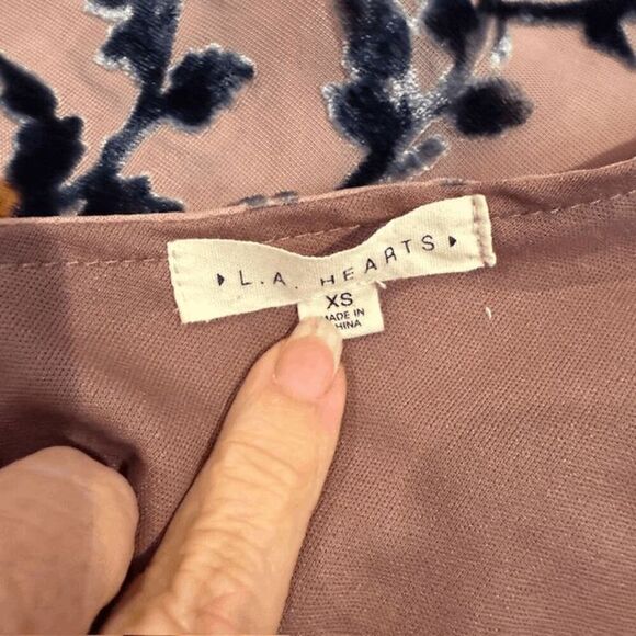 L.A. Hearts Burnout Sheer Slip Dress with Velvet Floral Print Pink Size XS - Picture 7 of 13